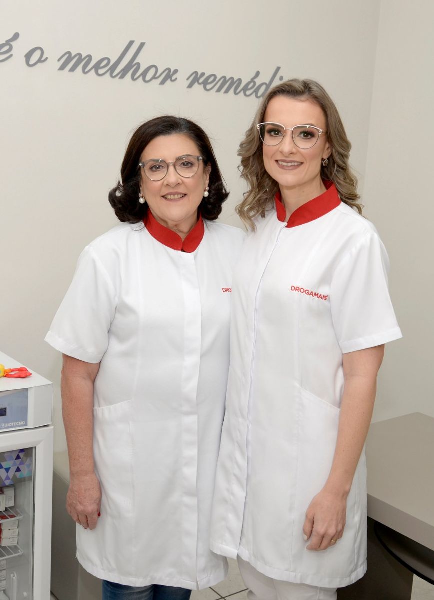 Farmacêuticas da Drogamais Palotina